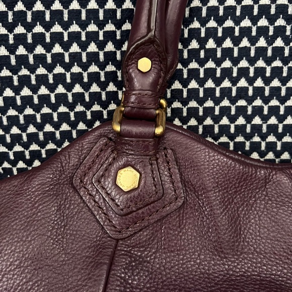 Mark Jacobs Leather Tote/Crossbody - Picture 3 of 11